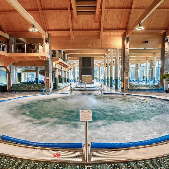 Acht Wellness Wasserbetten für Chocholowskie Termy in Polen.